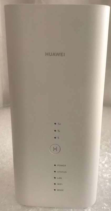 HUAWEI ROUTER B818 - 263 IN GOOD WORKING CONDITION